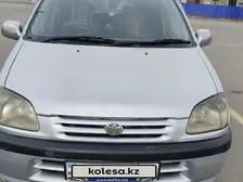 Toyota Raum, 1999