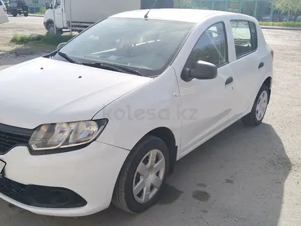 Renault Sandero 2015 года за 2 500 000 тг. в Алматы – фото 3