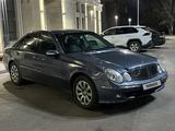 Mercedes-Benz E 320 2003 годаүшін5 000 000 тг. в Караганда – фото 3