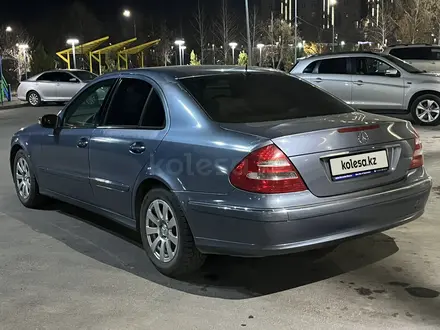 Mercedes-Benz E 320 2003 года за 5 000 000 тг. в Караганда – фото 8