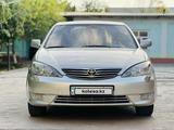 Toyota Camry 2004 годаүшін5 800 000 тг. в Туркестан – фото 4