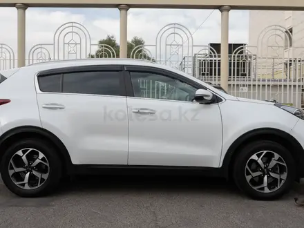 Kia Sportage 2021 года за 12 700 000 тг. в Алматы – фото 4