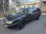 Volkswagen Passat 1993 годаүшін2 100 000 тг. в Астана – фото 4