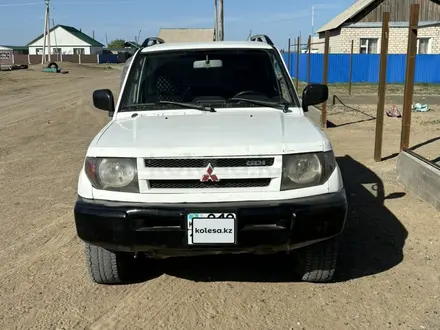 Mitsubishi Pajero iO 1999 года за 2 200 000 тг. в Акжар – фото 3