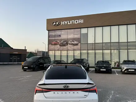 Hyundai Elantra 2022 года за 12 000 000 тг. в Караганда – фото 16