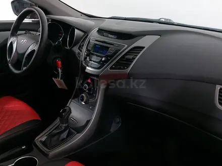 Hyundai Elantra 2015 года за 6 190 000 тг. в Астана – фото 15