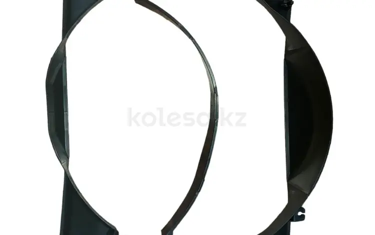 Диффузор радиатора Montero Sport за 24 000 тг. в Алматы