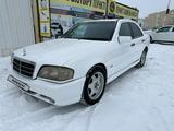 Mercedes-Benz C 180 1994 года за 1 550 000 тг. в Астана – фото 2