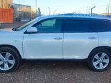 Toyota Highlander 2013 годаүшін13 500 000 тг. в Караганда – фото 3