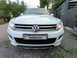 Volkswagen Touareg 2013 годаfor13 100 013 тг. в Караганда – фото 4