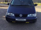 Volkswagen Sharan 1996 годаүшін2 500 000 тг. в Шымкент – фото 2