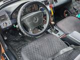 Mercedes-Benz E 200 1993 года за 1 100 000 тг. в Астана – фото 2