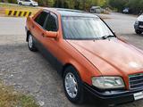 Mercedes-Benz E 200 1993 года за 1 100 000 тг. в Астана – фото 5