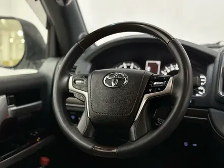 Toyota Land Cruiser 2017 года за 34 000 000 тг. в Актау – фото 9