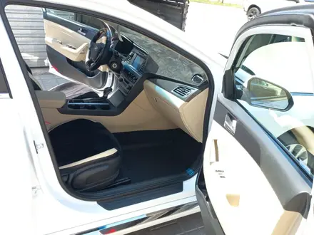 Hyundai Sonata 2016 года за 8 500 000 тг. в Алматы – фото 16