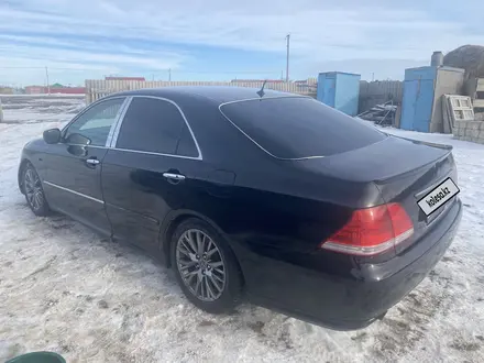 Toyota Crown 2005 года за 3 500 000 тг. в Уральск – фото 4