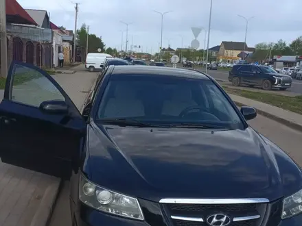 Hyundai Sonata 2006 года за 2 500 000 тг. в Астана – фото 3