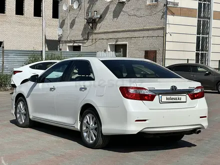 Toyota Camry 2014 года за 10 100 000 тг. в Актобе – фото 6