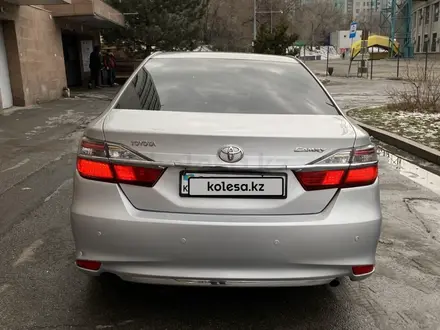 Toyota Camry 2015 года за 9 800 000 тг. в Алматы – фото 4