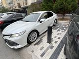 Toyota Camry 2018 годаүшін14 700 000 тг. в Шымкент – фото 2