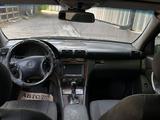 Mercedes-Benz C 200 2001 годаүшін2 400 000 тг. в Алматы – фото 3