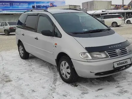 Volkswagen Sharan 1996 года за 4 000 000 тг. в Уральск – фото 3