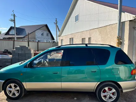 Toyota Picnic 2000 года за 4 000 000 тг. в Уральск – фото 12