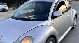 Volkswagen Beetle 2000 года за 1 500 000 тг. в Актау – фото 5