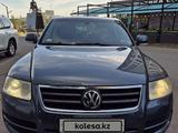 Volkswagen Touareg 2004 года за 5 300 000 тг. в Астана – фото 4