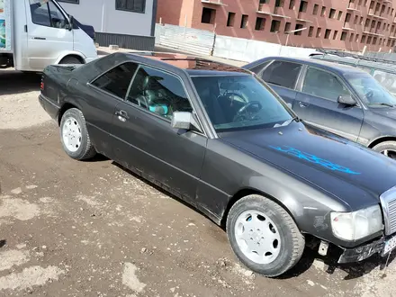 Mercedes-Benz E 230 1987 года за 1 800 000 тг. в Шахтинск – фото 2