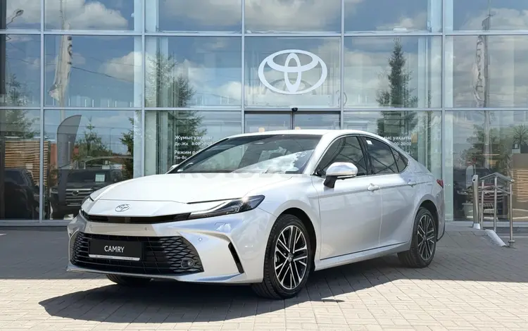 Toyota Camry Luxe 2026 года за 23 190 000 тг. в Астана