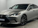 Lexus ES 250 Progressive 2022 годаүшін21 000 000 тг. в Алматы