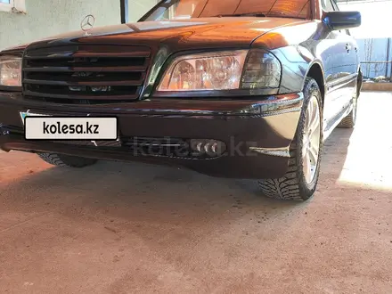 Mercedes-Benz C 180 1993 года за 2 600 000 тг. в Атырау – фото 8