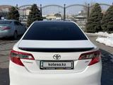 Toyota Camry 2014 года за 8 300 000 тг. в Алматы – фото 3