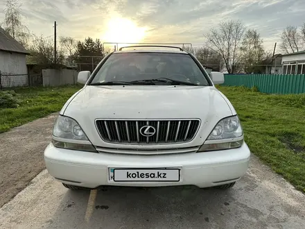 Lexus RX 300 1999 года за 3 900 000 тг. в Алматы – фото 5