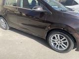 Chevrolet Aveo 2014 года за 3 500 000 тг. в Атырау – фото 5