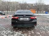 Toyota Camry 2019 года за 13 200 000 тг. в Семей – фото 5