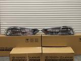 Фонарь комплект на Toyota Camry за 85 000 тг. в Алматы
