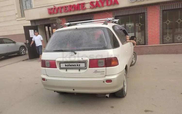 Toyota Ipsum 1998 года за 4 800 000 тг. в Алматы