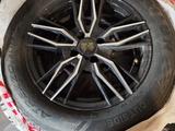 Диски с шинами на Volkswagen Passat за 160 000 тг. в Темиртау