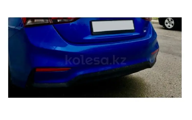 Бампер задний синего цвета Hyundai Accent 17-19 за 40 000 тг. в Алматы