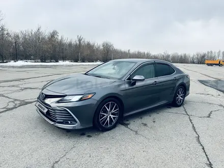 Toyota Camry 2022 года за 13 000 000 тг. в Алматы – фото 16