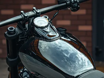 Harley-Davidson  Fat Bob 2023 года за 14 500 000 тг. в Алматы – фото 21