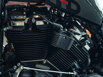 Harley-Davidson  Fat Bob 2023 года за 14 500 000 тг. в Алматы – фото 23
