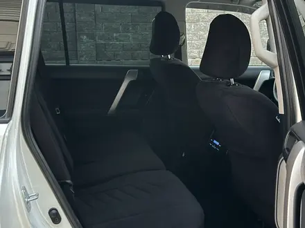 Toyota Land Cruiser Prado 2019 года за 25 000 000 тг. в Алматы – фото 9