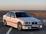 BMW 320 1994 годаүшін3 300 000 тг. в Алматы