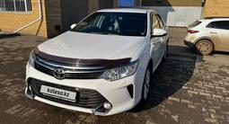 Toyota Camry 2016 годаүшін11 700 000 тг. в Актобе – фото 2