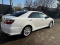 Toyota Camry 2016 годаүшін11 700 000 тг. в Актобе – фото 6