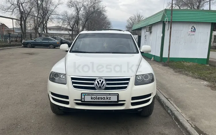 Volkswagen Touareg 2005 годаүшін4 900 000 тг. в Уральск