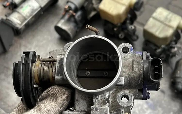 Привозная дроссельная заслонка TOYOTA за 2 000 тг. в Алматы